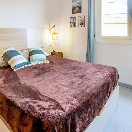 Grifeu 18 Con Terraza Y Vistas * Llanca